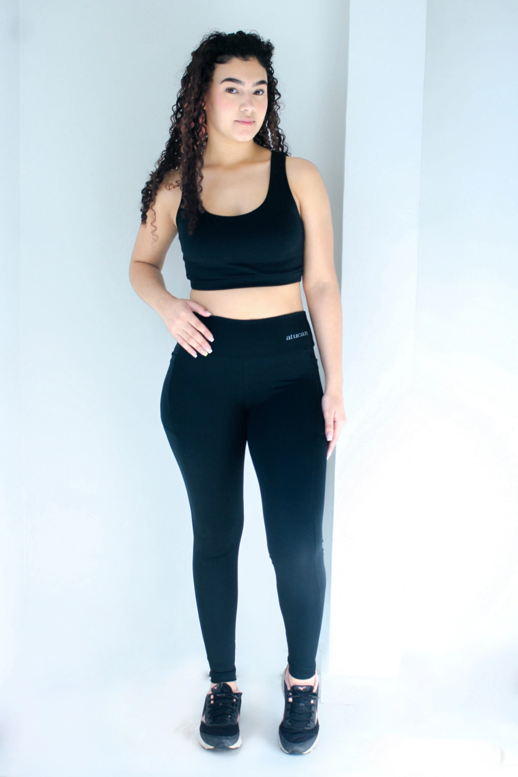 Calça Legging Bolso preta lisa