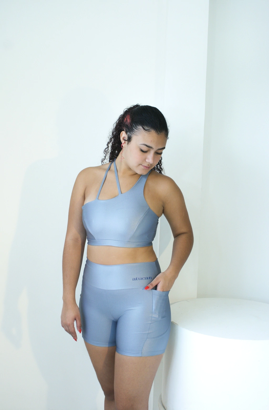 Short Bolso Cinza Azulado Brilho