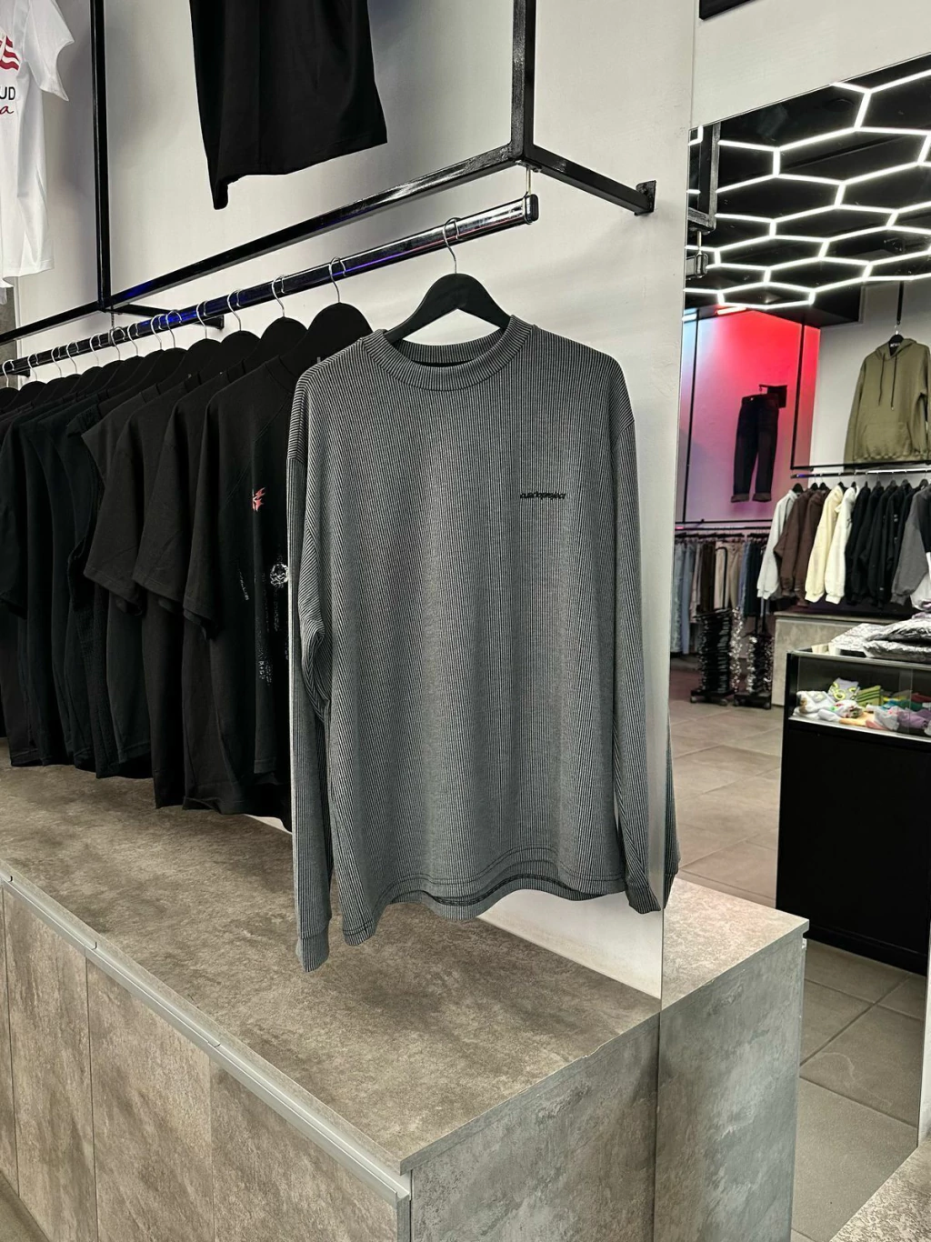 Over ILUOPTICA - GRIS