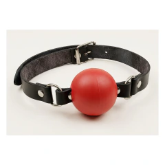 Mordaza de cuero con pelota roja 5cm en internet