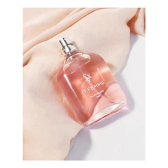 Perfume afrodisíaco para mujer It Femme en internet