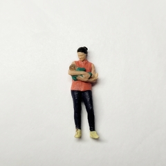 Mãe com Bebê no Colo - Terra Jardim Miniaturas