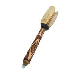 Mangacá Totem coruja com pedra - Rezofolha