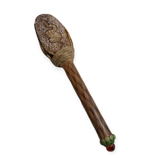 Maracá xamânica Totem Jiboia -bambu- - Rezofolha