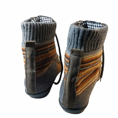 Botas Andinas - Rezofolha