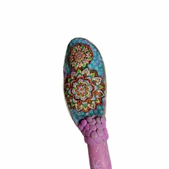 Maraca de uma Semente de Manga: Mandalas