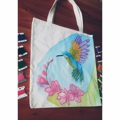 Ecobag Serie Aquarela e bordado -BEIJA FLOR- - comprar online