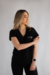 PIJAMA CIRÚRGICO BORDADO - SCRUB FEMININO GOLA V PRETO - comprar online