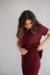 PIJAMA CIRÚRGICO BORDADO - SCRUB FEMININO GOLA PRINCESA VINHO