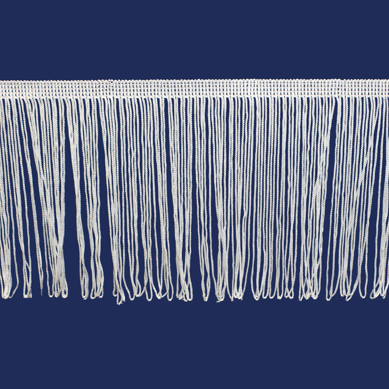 Franja de viscose branca São José 8250 de 150 mm, com 10 metros, ideal para decoração e acabamento de roupas ou acessórios.