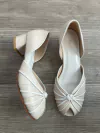 Nó peep toe Papiro com off salto 4