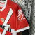 CAMISA RAYO VALLECANO HOME 24/25 TORCEDOR-UMBRO-MASCULINA-VERMELHO - loja online
