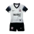 Kit infantil do Corinthians com camisa branca e short preto, temporada 2024/2025.