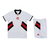 Conjunto de treino do Flamengo com camisa branca e short branco, detalhes em vermelho e preto.