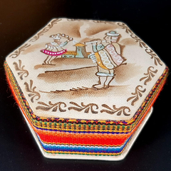 Caixa Peru Hexagonal Forrada Vitalit - comprar online
