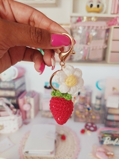 Chaveiro Strawberry na internet