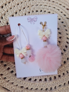 Imagem do Charm Laço pompom