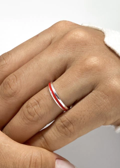 Aliança de Namoro em Prata 3mm Akai ito + Anel de Brinde - Delfine Joias | Alianças para todas histórias de amor 