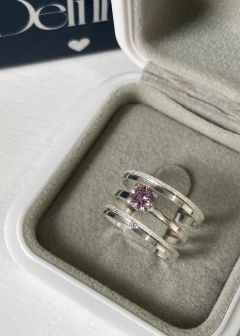 Imagem do Aliança de Namoro em Prata 2mm Delicate + Anel de Brinde
