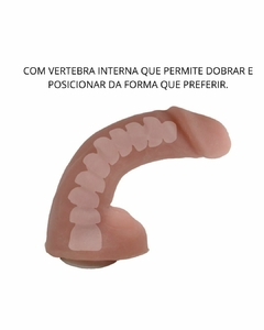 CINTA PENIANA COM PROTESE DILDO COM ESCROTO - EM CYBERSKIN EXTRA MACIO 17X3,5 na internet