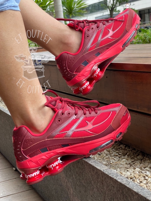 Supreme x Nike Shox Ride 2 vermelho