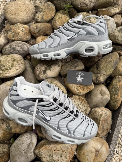 Air max tn cinza cor nova