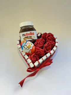 Box Coração - Chocolate, Nutella, Presente Namorada, Rosas, Criativo