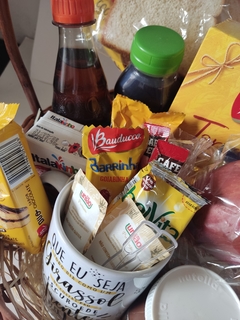 Cesta de Café da Manhã - Premium - XOXO - Surpreenda com Amor