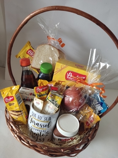 Cesta de Café da Manhã - Premium