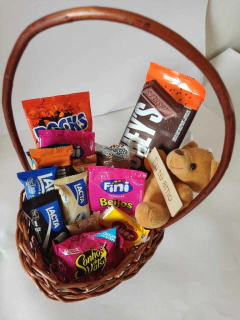 Cesta chocolate Ambar- Pelúcia -Presente Perfeito na internet