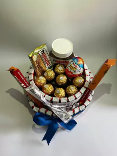 Box PlusCake - Kinder, Nutella, KitKat e Ferrero. - XOXO - Surpreenda com Amor