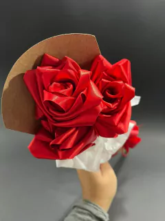 Buquê Rosa Eterna com três e cartão - comprar online