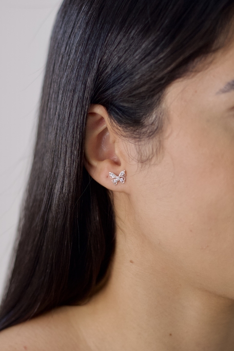 Brinco Borboleta Minimalista Prata 925