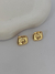 BRINCO QUADRADO BANHAOD A OURO 18K - comprar online