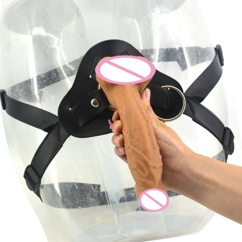 Pênis Com Cinta 18,5x3,8cm Strapon Silicone Realístico Com Ventosa