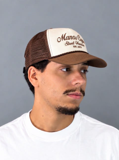 BONÉ MANOS TRUCKER MARROM