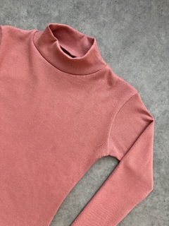 Polera Gama Rosa Viejo