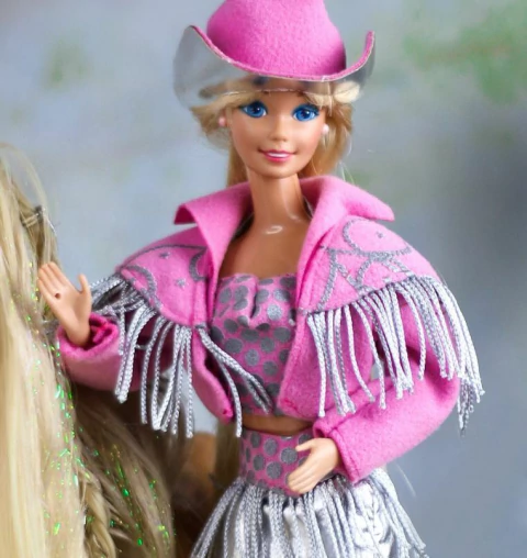 Roupinha Boiadeira Country Charm Rosa c/ Prata Franja para bonecas escala 1/6 Tucadolls