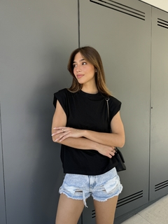MUSCULOSA HOMBRERAS - Cholitas_ok
