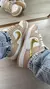 Nike dunk dourado