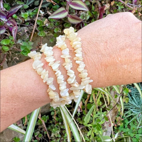 Pulseira de Cascalho Cristal Natural Calcita Mel