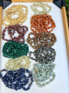 Pulseira de Cascalho Cristal Natural Unakita - comprar online