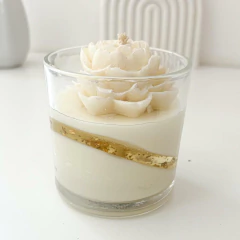 Vela Aromática dia das mães folha de ouro e flor - 180g - Gokai Artes e Alquimia Natural