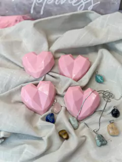 Wax Melt Coração com Pingente de Cristal - Gokai Artes e Alquimia Natural