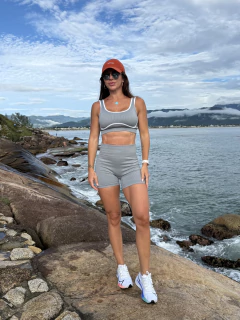 Conjunto Alô - Cinza na internet