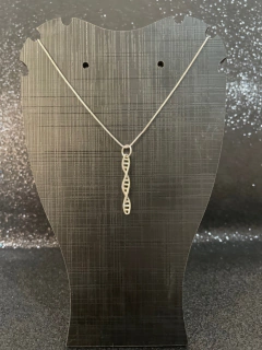 Pingente DNA 3D prateado na internet