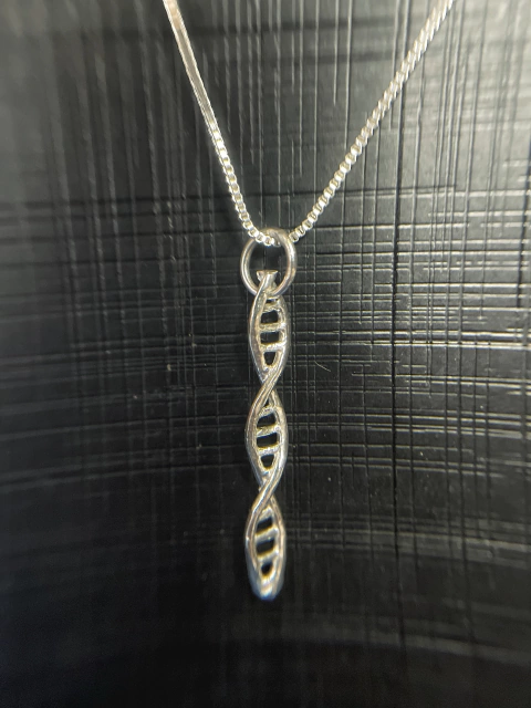 Pingente DNA 3D prateado