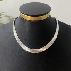 Choker Laminada Grossa Banhada a Prata - comprar online
