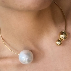 Choker Pérola Esfera Banhado a Ouro - comprar online