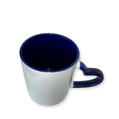 Caneca com Alça Coração e Interior Azul escuro - comprar online